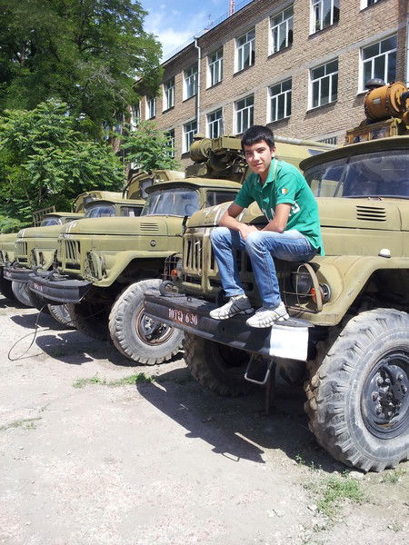 Бекзод Рихсибаев