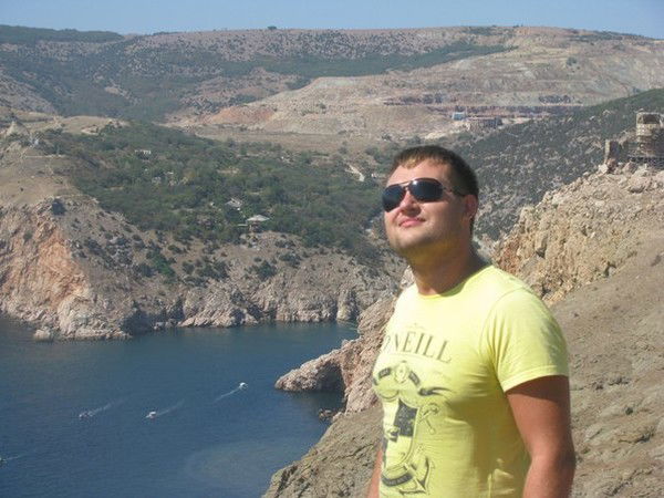 Виталий Назаров