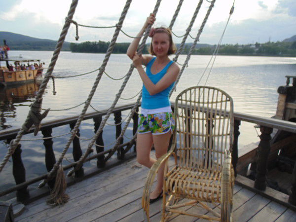 Елена Воронова