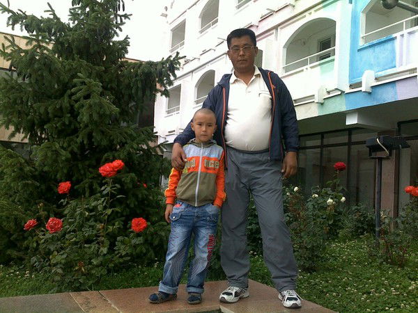 Азамат Мадамилов