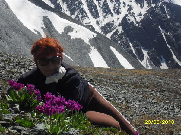 Eлена Tиторова