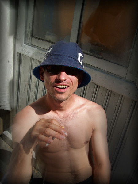 Олег Тихонов