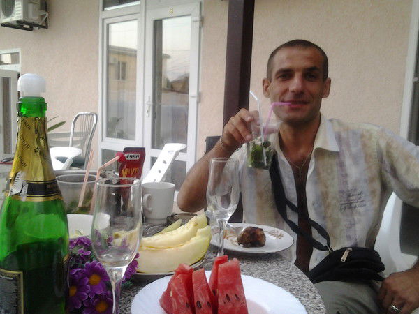 Денис Коваленко