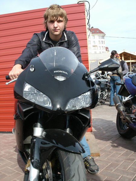 Илюха Андреев