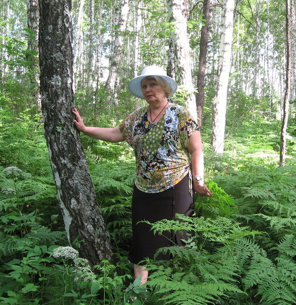 Люда Паутова