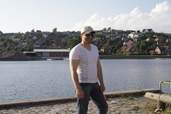 Парень Опасный