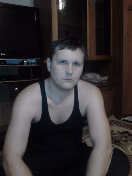 Анатолий Степанов