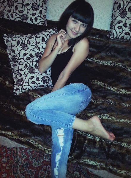 Алина Жаныбекова