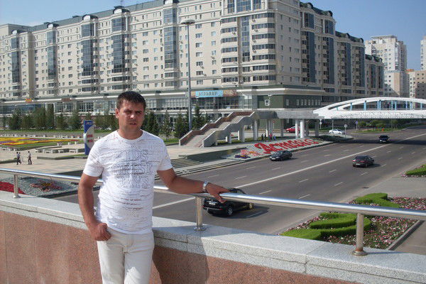 Дмитрий Богданов