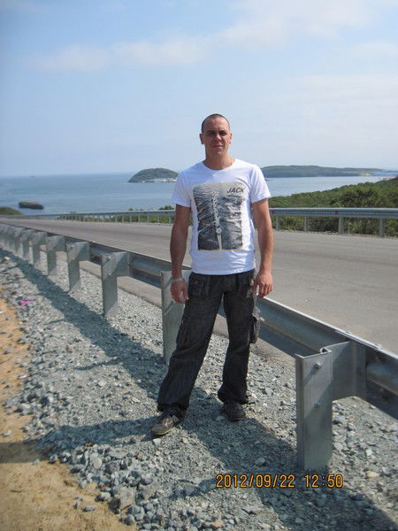 Алексей Леонов