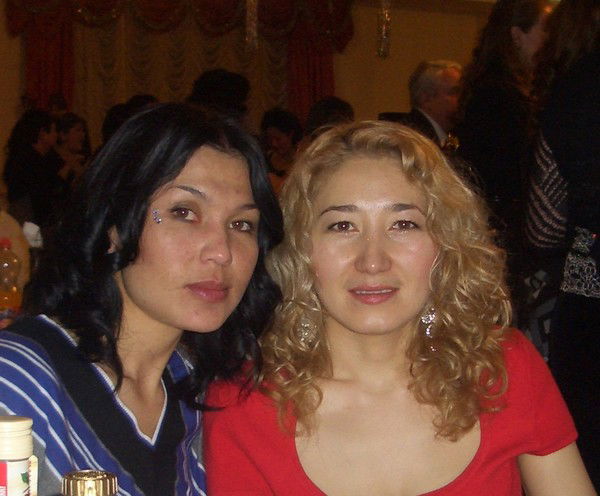 Айнур Есимова