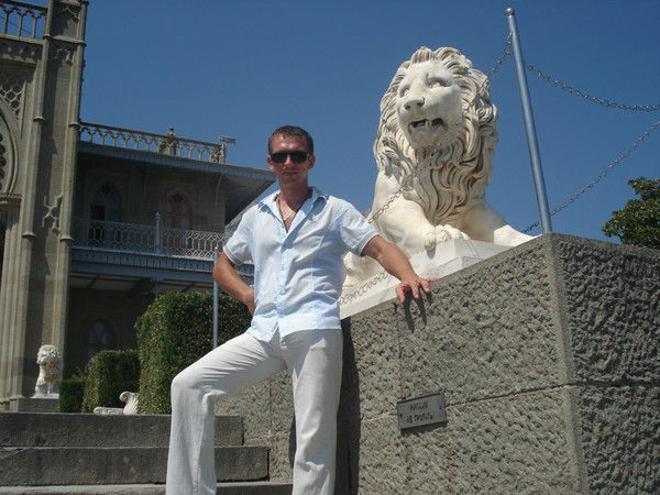 Владимир Иванов