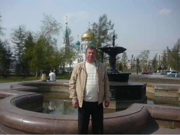 Анатолий Васильев