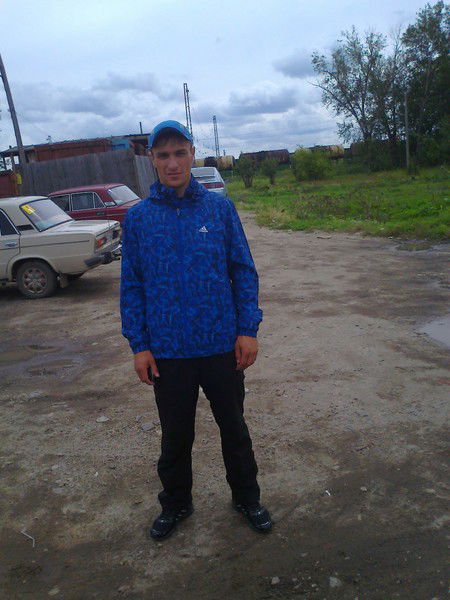 Абдухолик Хакимов