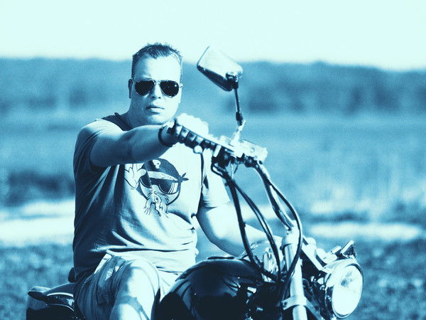 Алекс Сайшор