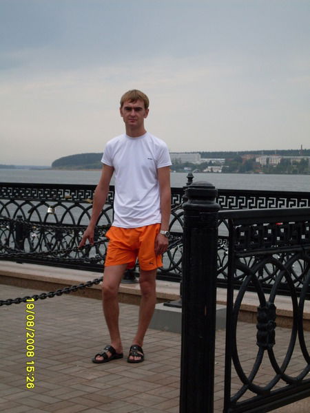 Неизвестно Неизвестно