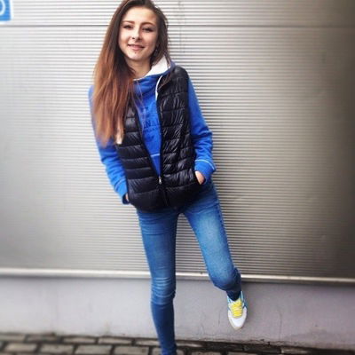 Настя Ужова