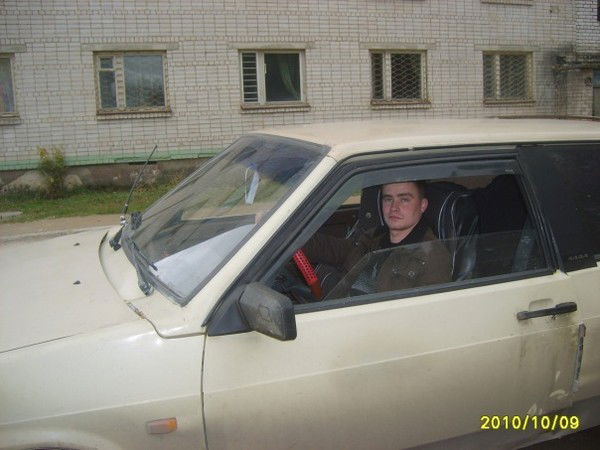 Илья Головинов