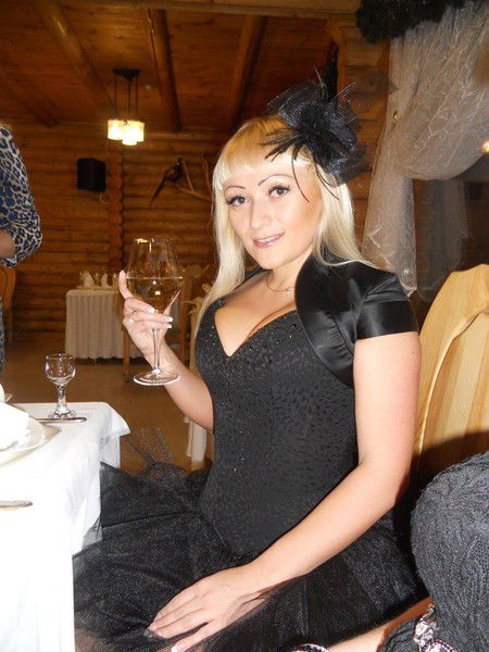 Леся Олейник