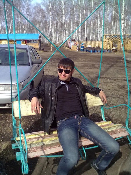 Владимир Натаров