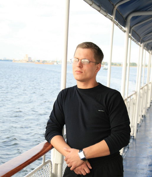 Сергей Полежаев