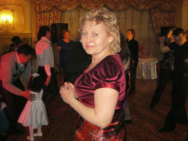 Елена Исянова