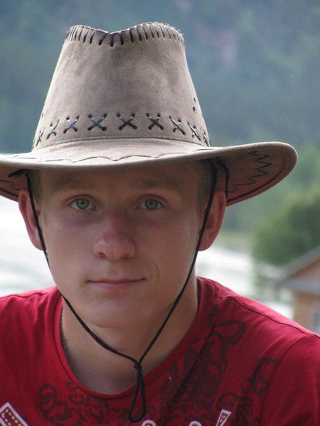 Данил Ассельборн