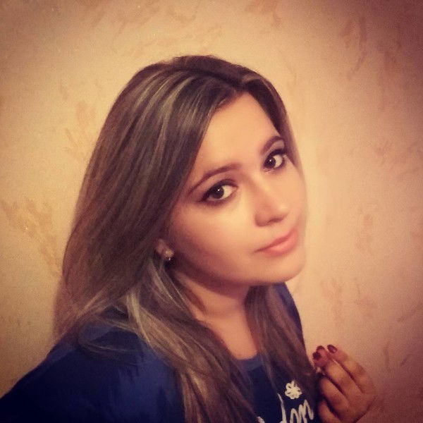 Яна Полякова