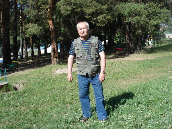 Леонид Микушин