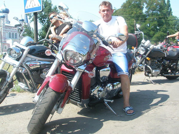 Юрий Монько