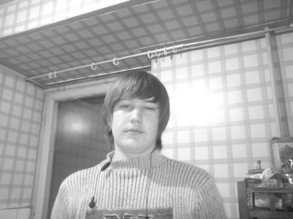 Толян Картаев