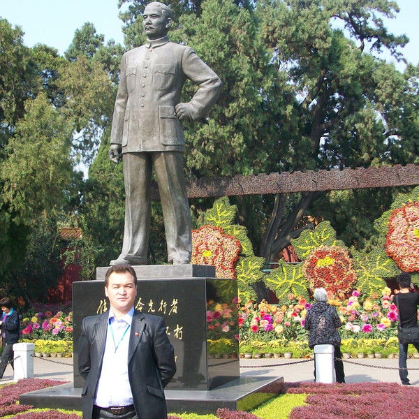 Алибек Байгазиев