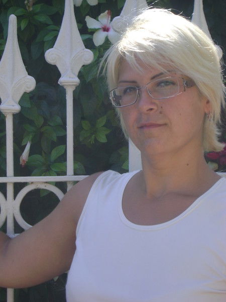 Настя Пономарева