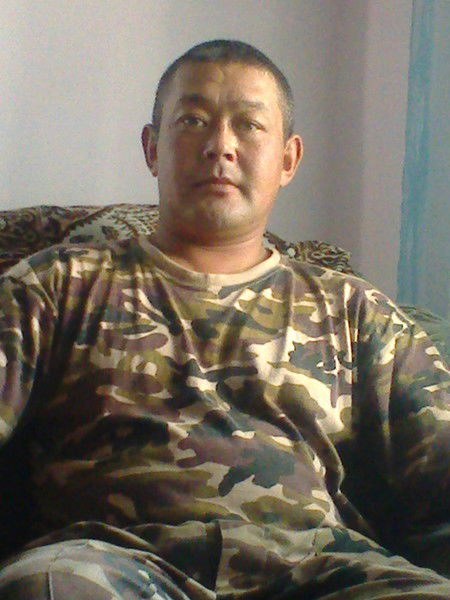 Сабыржан Аскаров