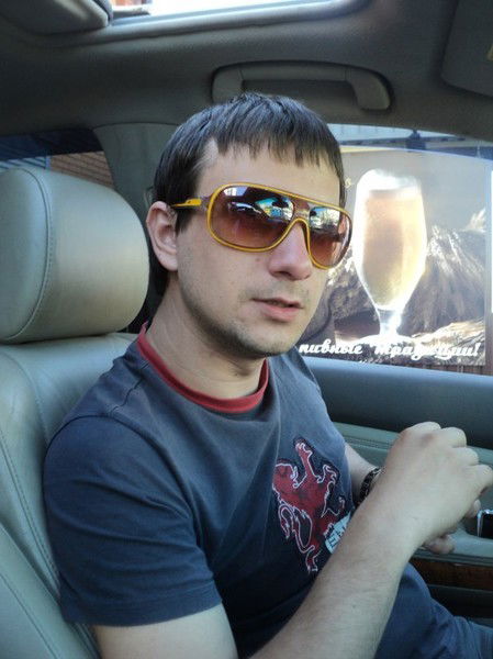 Сергей Максимов