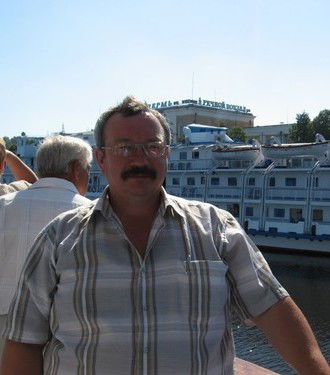 Михаил Панов