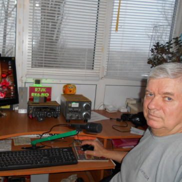 Виктор Карничев