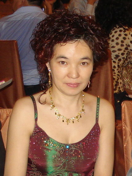 Индира Ахметжанова