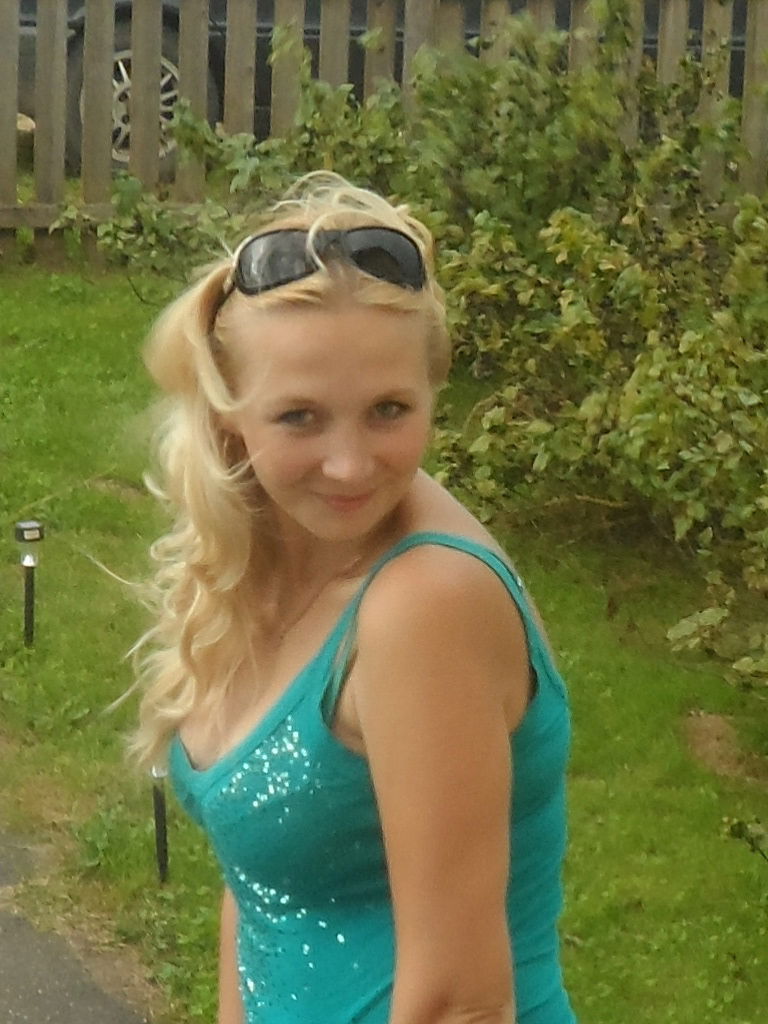 Настя Лазерко(Головач)