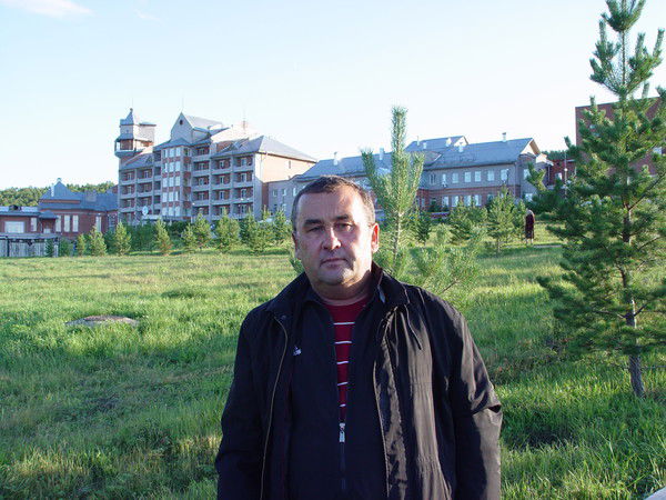 Сергей Ларин