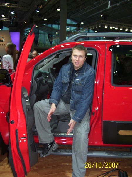 Игорь Хребтов