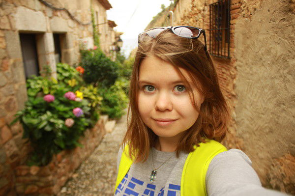 Алина Ищанова