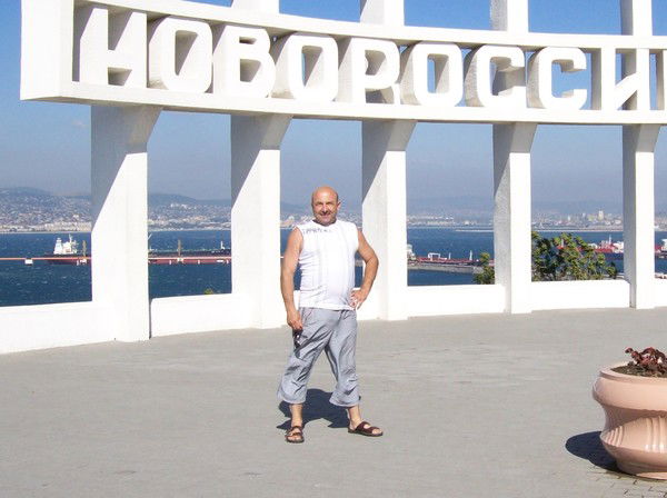 Николай Власов