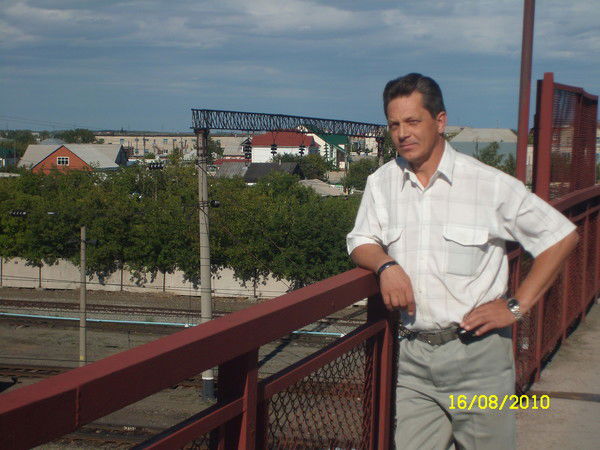 Вячеслав Челышков