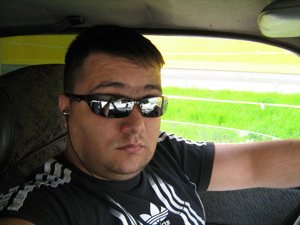 Игорь Драматург