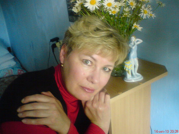 Елена Симанова