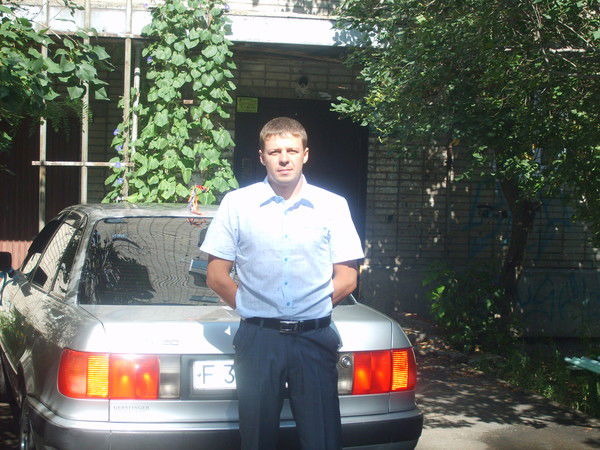 Владимир Гук