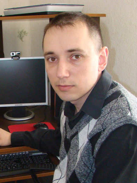 Владимир Попов