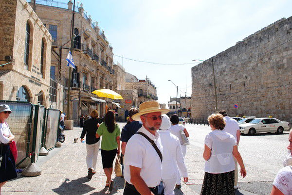 Надин ...........