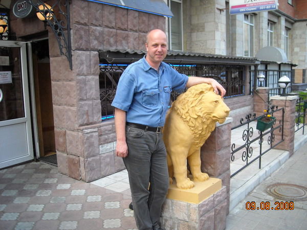 Олег Ядрошников